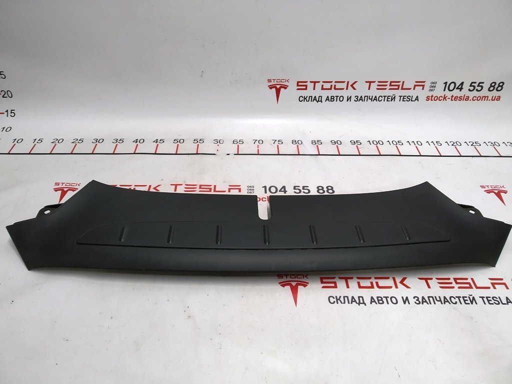 1 Kunststoffkasten unter der Motorhaube vorne Tesla Model X 1036234-00-F